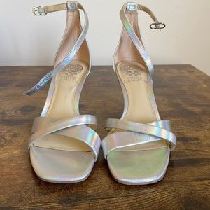 Vince Cumuto Silver Heel